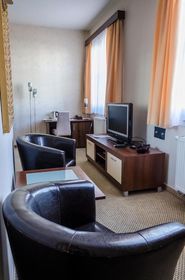 Hotel Rokoko Koszyce Zewnętrze zdjęcie